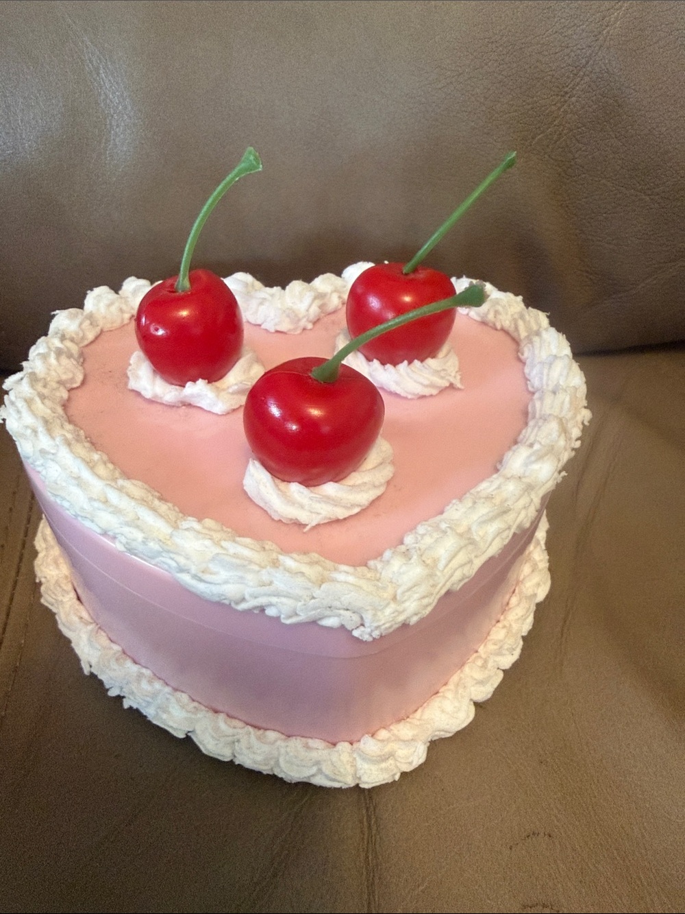Pink Heart Cake cherry Decoration jewelry boxy with mirror. Good condition